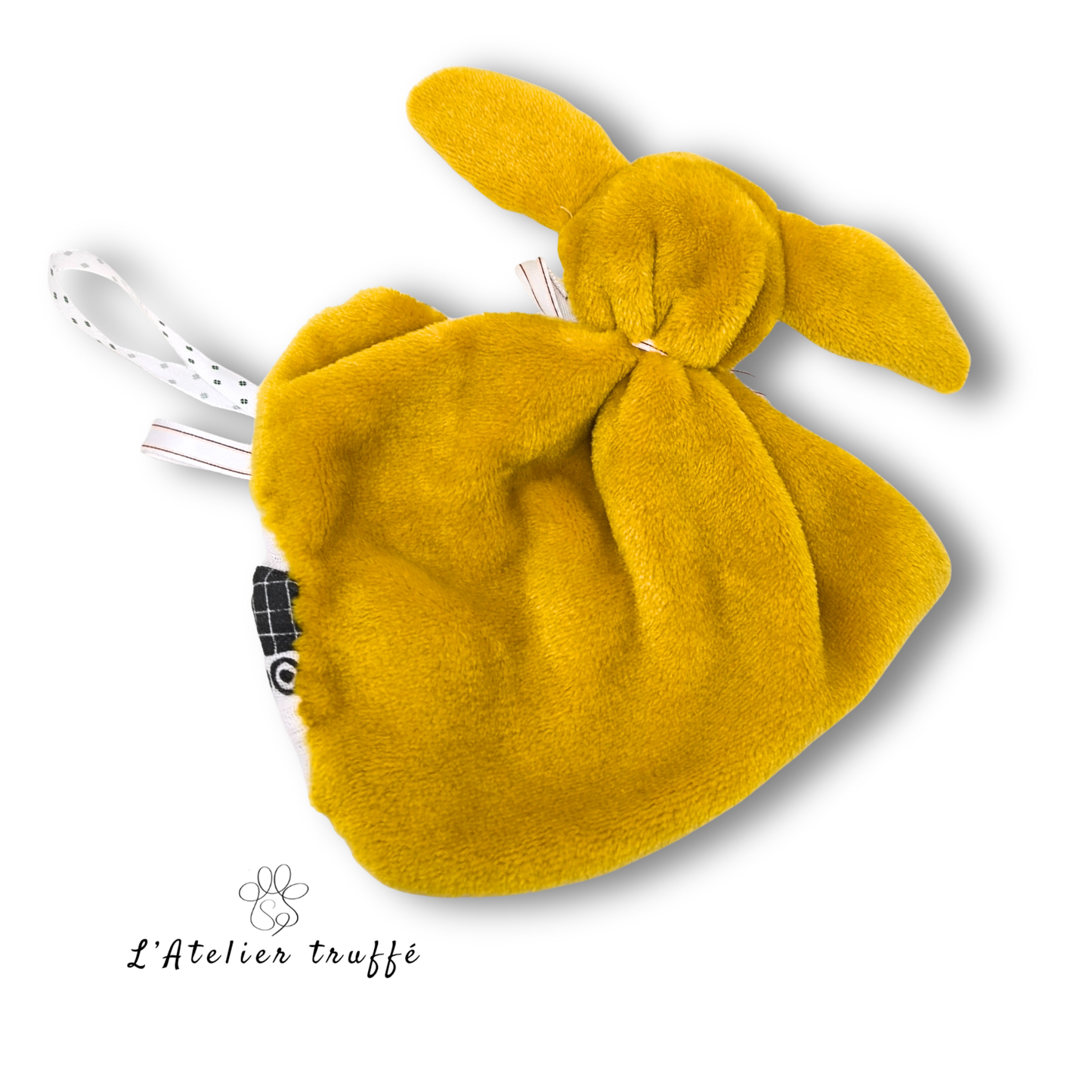 🚜 Doudou “Petit Tracteur” – Création artisanale unique