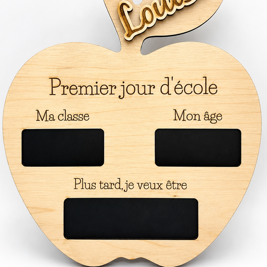 Planche personnalisée Premier jour d’école en bois – Pomme