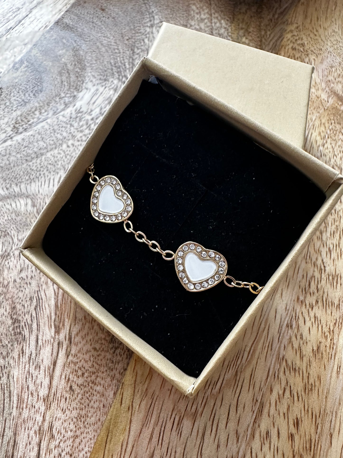 Bracelet “Cœur Précieux” – Bohm Paris – nacre blanche & cristaux